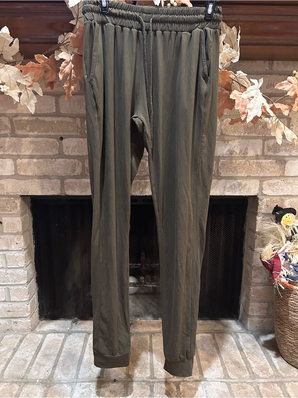 Women's Olive Green Drawstring Jogger Pants EUC